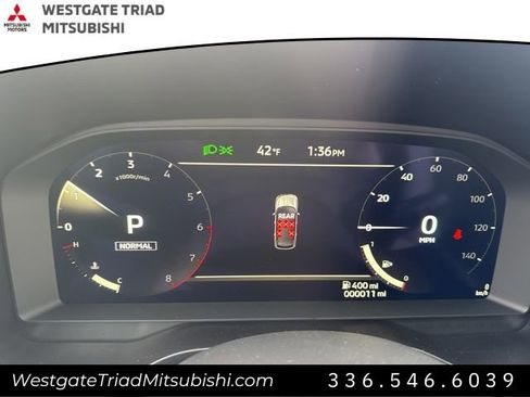 New 2026 Mitsubishi Outlander SE image 17