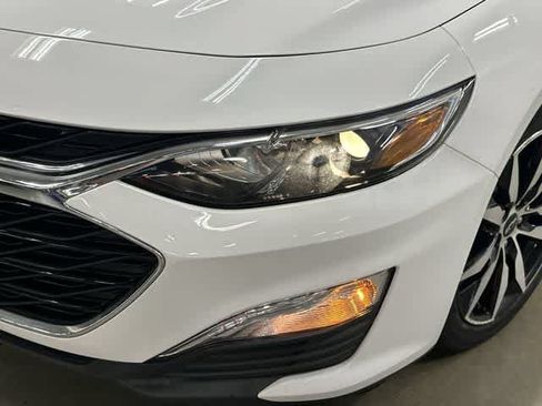 Used 2022 Chevrolet Malibu RS FWD image 31