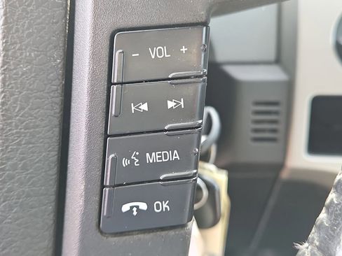 Used 2012 Ford F150 XLT w/ XLT Chrome Pkg RWD image 26