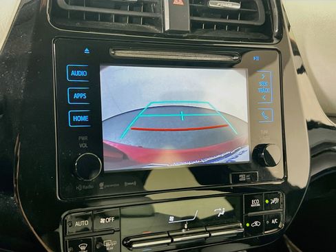 Used 2017 Toyota Prius Four FWD image 14