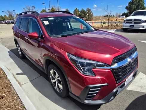 Used 2025 Subaru Ascent Premium image 7