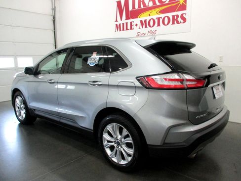 Used 2020 Ford Edge Titanium w/ Cargo Accessory Package image 4