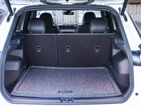 New 2026 Volkswagen Tiguan SE R-Line image 12