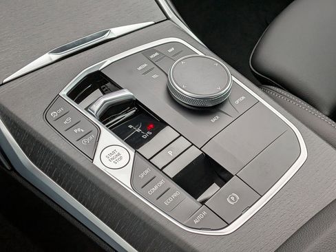 New 2026 BMW 330i xDrive Sedan w/ M Sport Package image 25