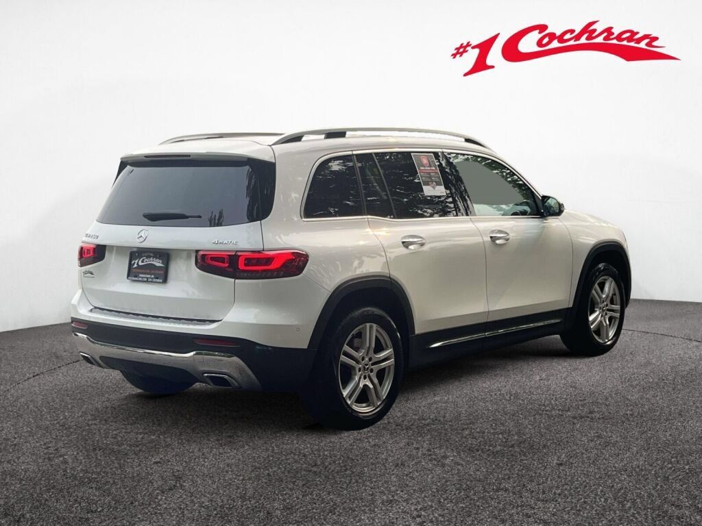 Certified 2023 Mercedes-Benz GLB 250 4MATIC w/ Premium Package image 8