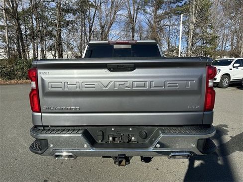 Used 2019 Chevrolet Silverado 1500 LTZ w/ LTZ Plus Package image 4