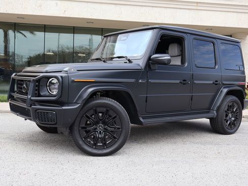 Used 2025 Mercedes-Benz G 550 image 1