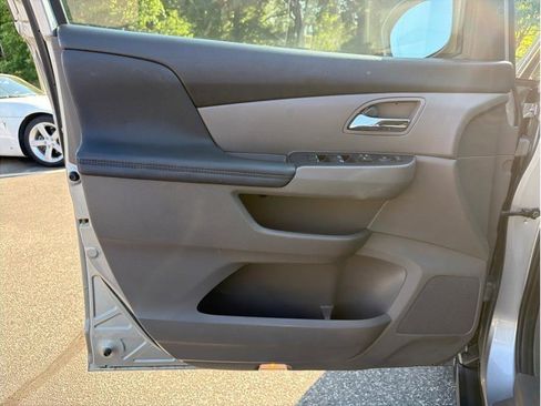 Used 2016 Honda Odyssey EX-L image 9