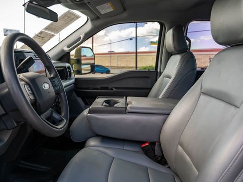 Certified 2025 Ford F250 XL AWD/4WD image 15