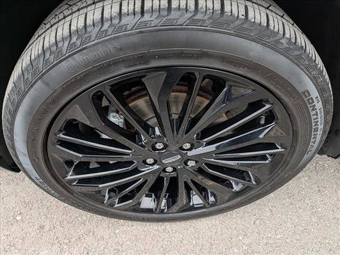 Certified 2023 Lincoln Corsair Reserve w/ Equipment Group 201A image 9