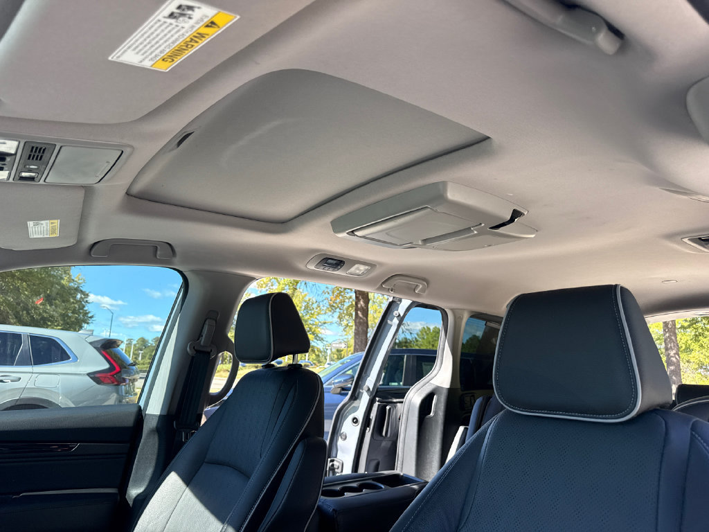 Certified 2024 Honda Odyssey Elite image 31