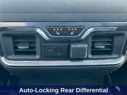 Used 2021 GMC Sierra 1500 Denali w/ Denali Ultimate Package AWD/4WD image 23