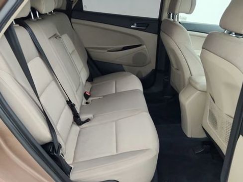 Used 2017 Hyundai Tucson SE FWD image 23