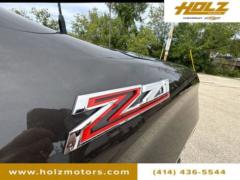 Certified 2021 Chevrolet Silverado 1500 LT Trail Boss w/ Convenience Package II AWD/4WD image 31