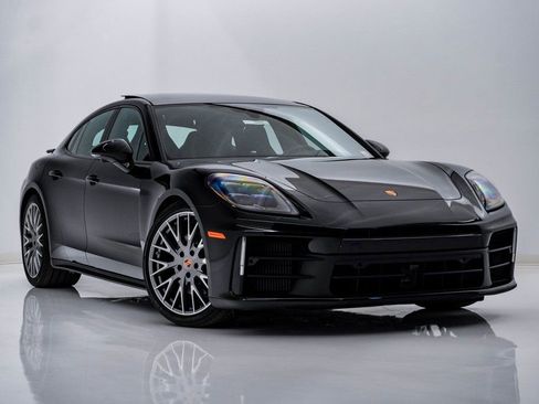 New 2026 Porsche Panamera 4 image 8