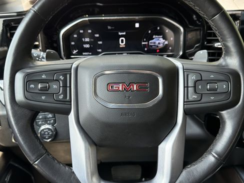 Used 2022 GMC Sierra 1500 SLT w/ SLT Convenience Package AWD/4WD image 36