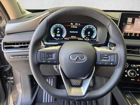 Used 2025 INFINITI QX60 Luxe w/ Vision Package FWD image 13