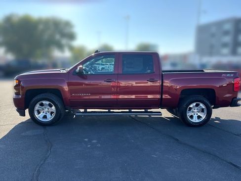 Used 2017 Chevrolet Silverado 1500 LT w/ All Star Edition AWD/4WD image 2