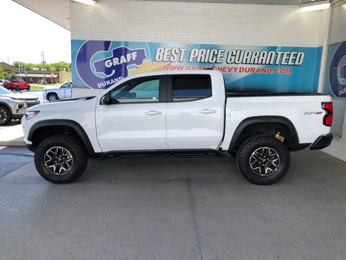 Used 2023 Chevrolet Colorado ZR2 w/ ZR2 Convenience Package III AWD/4WD image 5