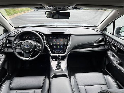 Used 2025 Subaru Outback Limited AWD/4WD image 18