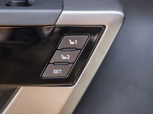 New 2026 Toyota Tundra Limited AWD/4WD image 42