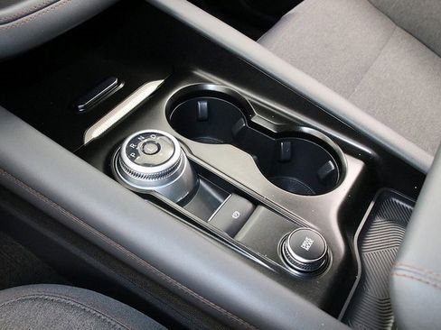 New 2025 Ford Explorer Active image 21