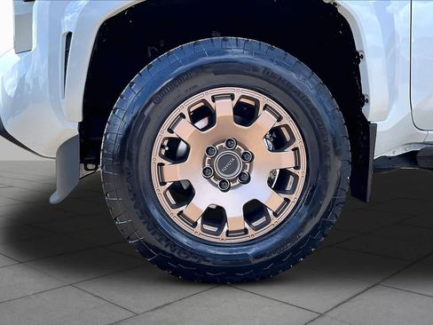 Used 2025 Toyota Tacoma Limited AWD/4WD image 13