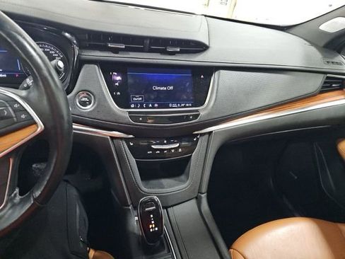 Used 2023 Cadillac XT5 Premium Luxury w/ Technology Package image 16