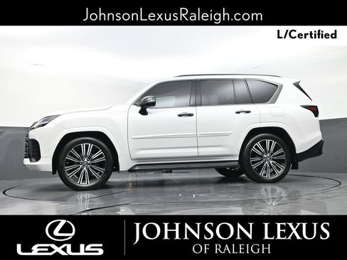 Certified 2025 Lexus LX 700h Luxury w/ Appearance Package AWD/4WD image 22