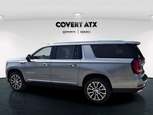 New 2026 GMC Yukon XL Denali w/ Denali Reserve Package AWD/4WD image 6