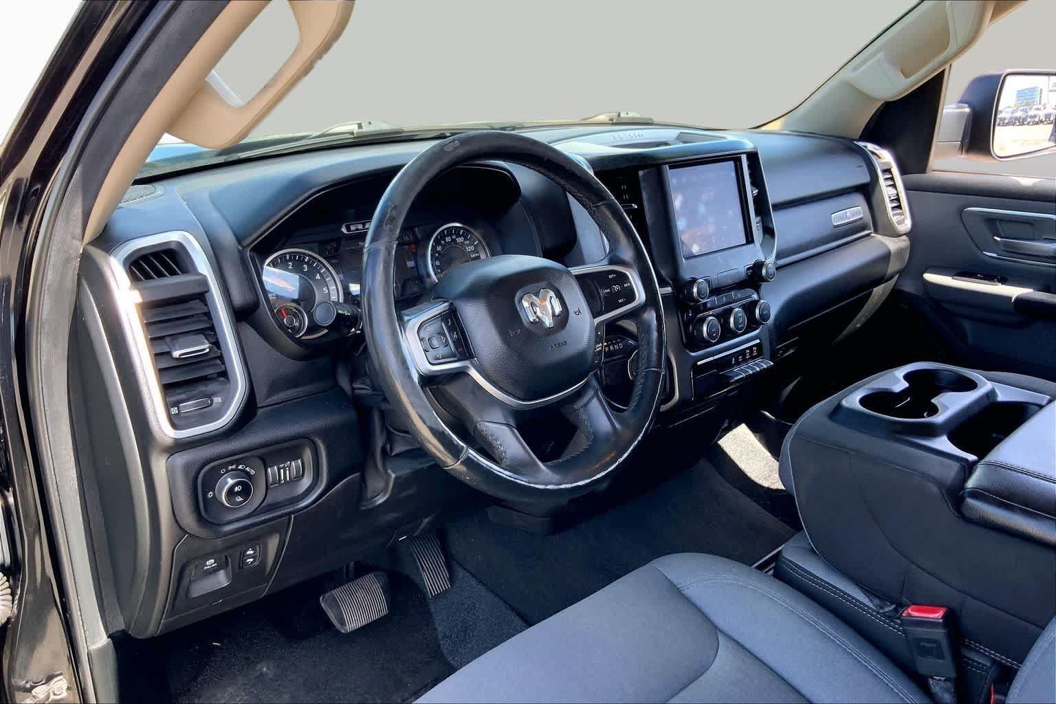 Used 2019 RAM 1500 Big Horn RWD image 17
