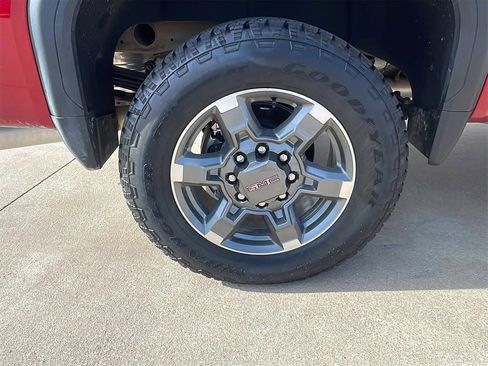 New 2025 GMC Sierra 2500 SLT w/ SLT Premium Package AWD/4WD image 11