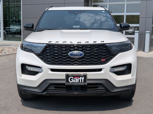 Used 2020 Ford Explorer ST w/ ST High-Performance Pack AWD/4WD image 2