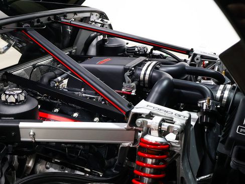 Used 2006 Ford GT RWD image 56