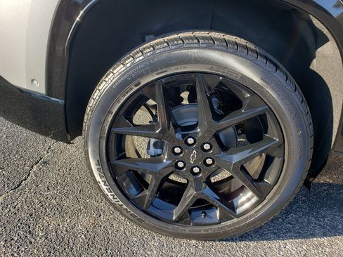 New 2026 Chevrolet Traverse RS w/ LPO, Floor Liner Package image 12