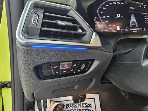 Used 2021 BMW M4 Competition w/ Executive Package image 38