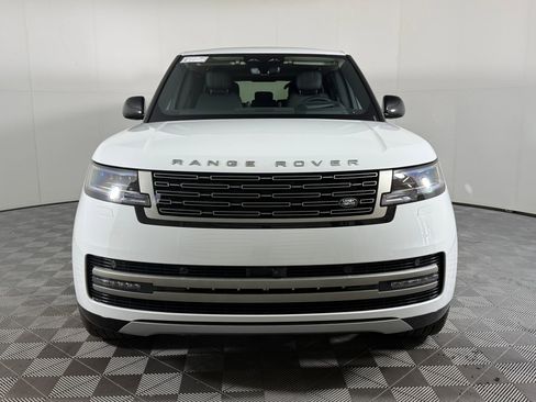 New 2026 Land Rover Range Rover Long Wheelbase SE image 4