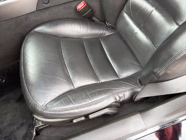 Used 2006 Chevrolet Corvette Convertible w/ Preferred Equipment Group RWD image 21