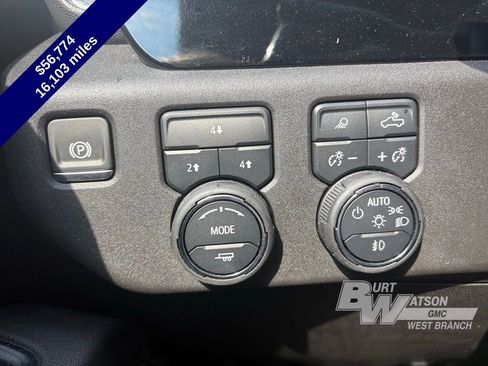 Used 2025 Chevrolet Silverado 2500 LT w/ Trail Boss Package AWD/4WD image 17