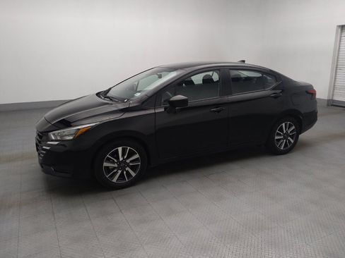 Used 2025 Nissan Versa SV FWD image 2