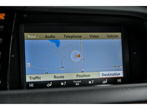 Used 2010 Mercedes-Benz CL 550 4MATIC image 19