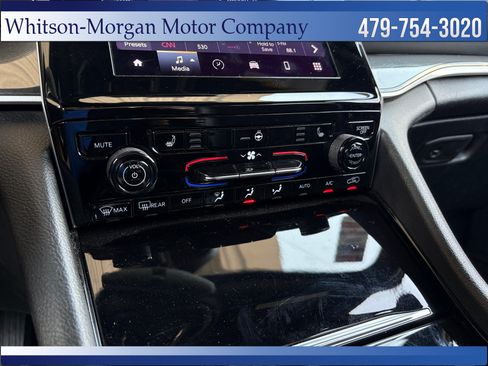 Used 2023 Jeep Grand Cherokee L Laredo RWD image 33