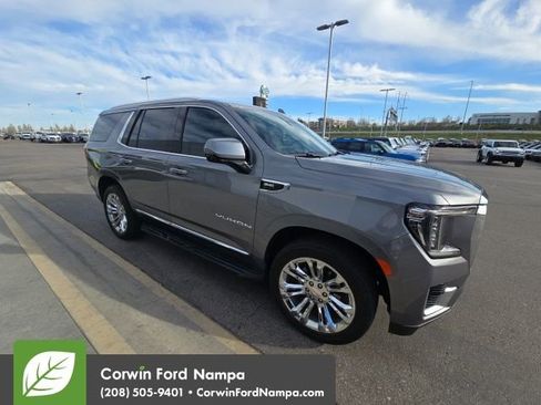 Used 2021 GMC Yukon SLT w/ SLT Luxury Plus Package image 7