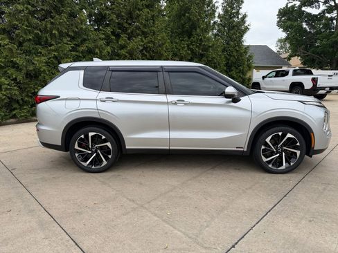 Used 2022 Mitsubishi Outlander SE AWD/4WD image 31