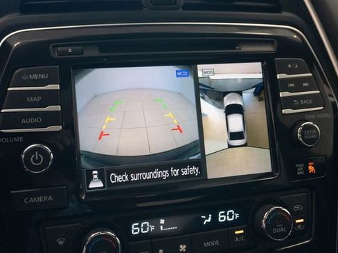 Used 2023 Nissan Maxima SR w/ Sport Mat Group FWD image 35
