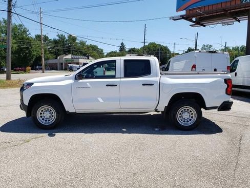 Used 2024 Chevrolet Colorado W/T w/ Safety Package RWD image 6