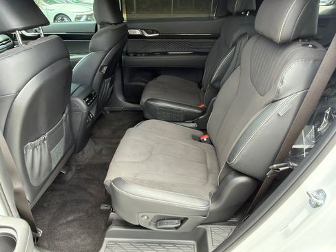 Certified 2025 Hyundai Palisade Calligraphy AWD/4WD image 21