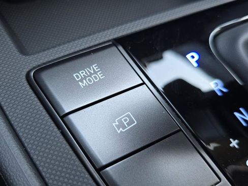 New 2026 Hyundai Elantra Sport FWD image 30