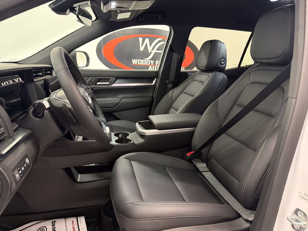 New 2027 GMC Terrain Elevation w/ Elevation Premium Package FWD image 20