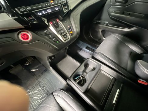 Used 2022 Honda Odyssey EX-L image 25